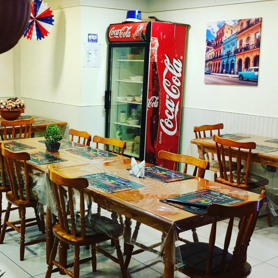 Hostal Del Tuto Пунта-Аренас Экстерьер фото